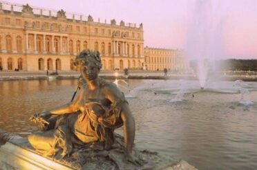 VERSAILLES, EEN STAD WAAR MUZIEK IN ZIT