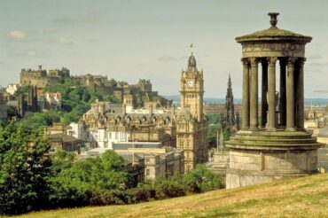 EDINBURGH, EEN MIDDELEEUWSE FEESTSTAD