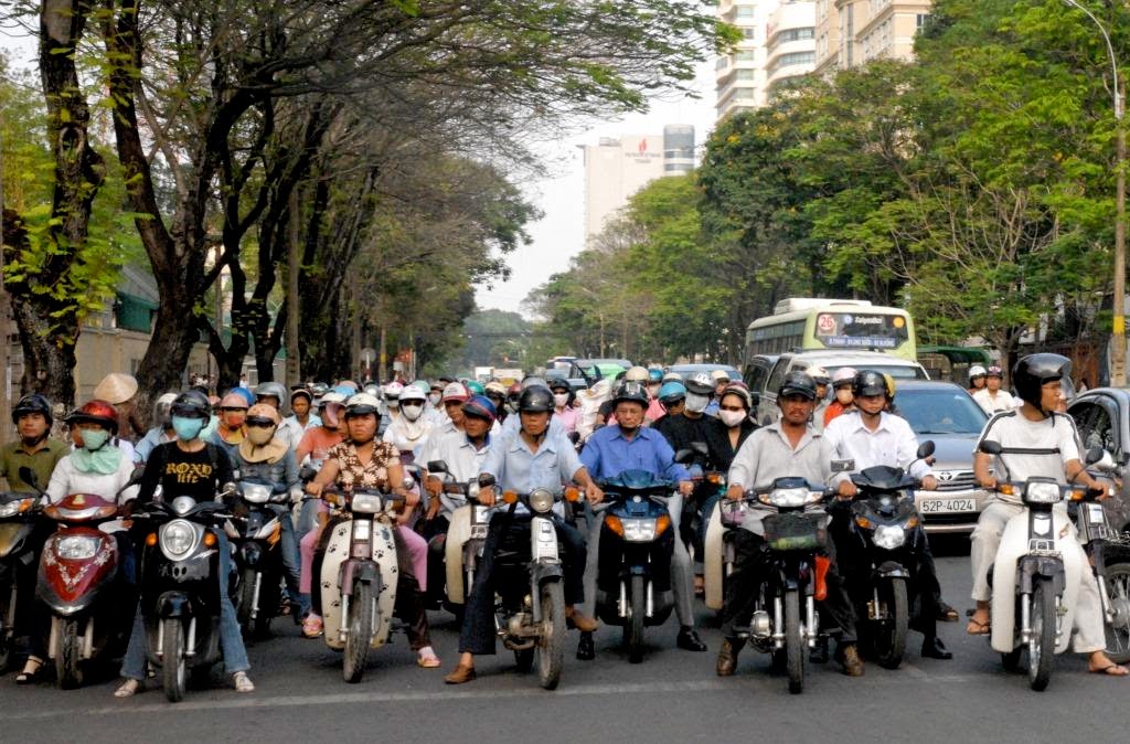 scooters vietnam, 