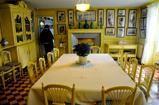 Normandie Monet, Giverny, monets yellow dinning room