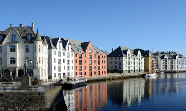 Ålesundet, Ålesund, Noorwegen, klippfisk, klipvis, bacalao, fjorden, jugendstil Ålesund, art-nouveau noorwegen, 