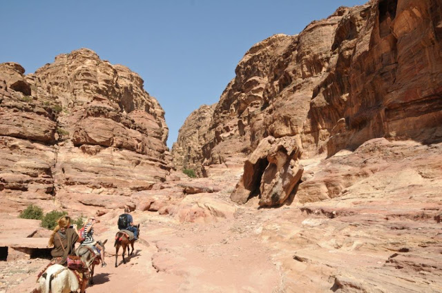 petra jordanië, historische site petra, edom,nabateeërs, the treasury