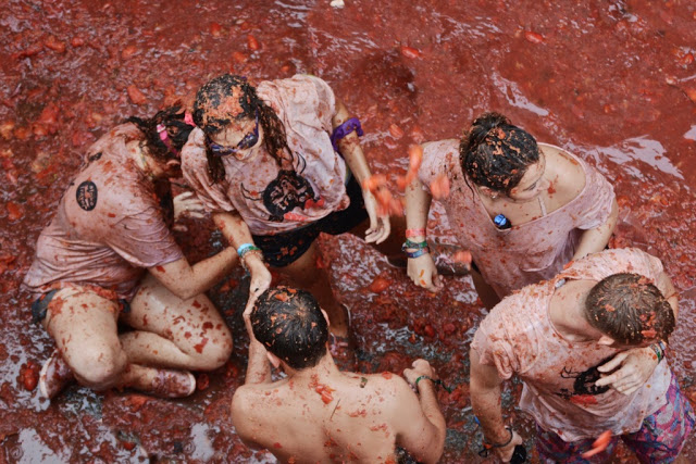 valencia, la tomatina, tomatenfestival spanje, tomatengevecht