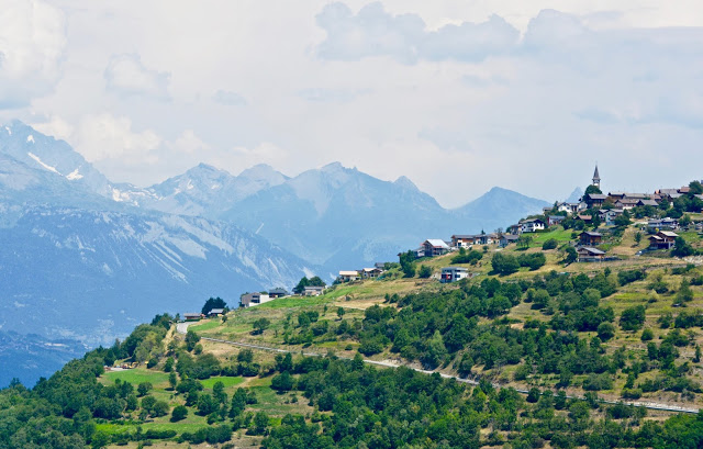 zwitserse wijnen, fendant, dôle, plan du fou, dent de nendaz, valais, tracouet, wallis, la printze, visperterminen, bisses, zwitserland, bergvakantie, matterhorn, mont blanc,nendaz, mont fort, 