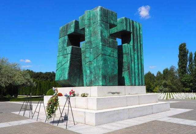 oost-slavonië, donau, kroatische onafhankelijkheidsoorlog, bloedbad Vukovar, Kroatië, ocvara memorial, vukovar memorial, castle eltz, vucovar masacre, Joegoslavische burgeroorlog, 