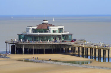 BLANKENBERGE ZWART OP WIT