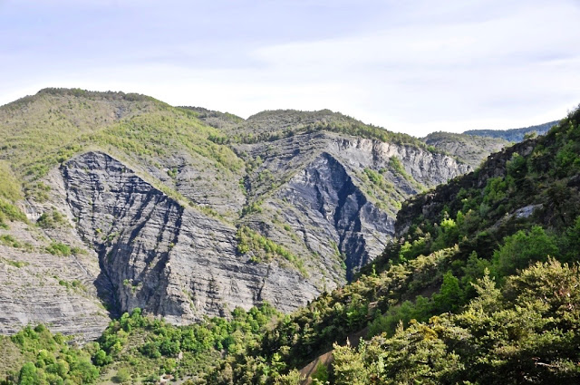 la durance, haute provence, provençaalse alpen, via ferrata de la grande fistoire, sisteron, sigoyer, unesco geo parc de haute provence, les pénitents de mées