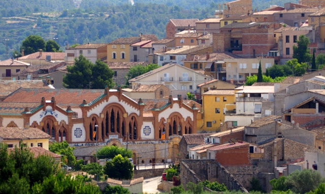 do terra alta, do alella, wijntoerisme catalonië, wijnkathedraal, art-nouveau wijnhuizen, via verde de la terra alta, la fontcalda, pinell de brai, wijn, wijntoerisme, gandesa, adernats, nulles, cesar martinell, do tarragona, do montsant, celler maisrog, cava, catalaanse wijnen, spaanse wijnen, alta alella mirgin, 