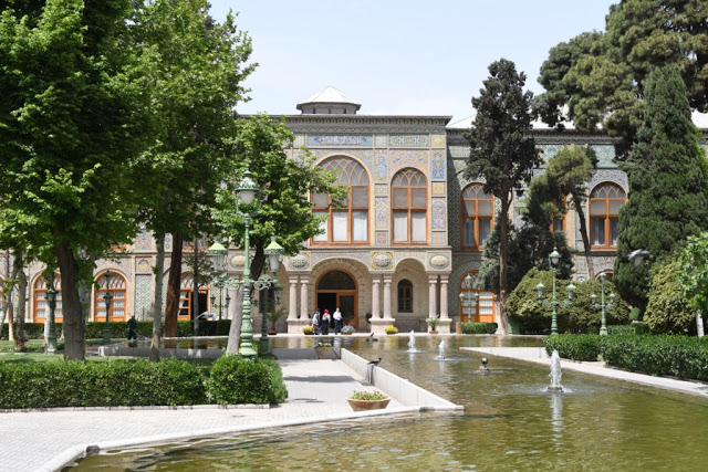 joker reizen, teheran, qazaq khaneh university of art, Honarmandan park, Negarestan park, portal of bagh meli, mashq square,keramiekmuseum teheran, khomeini mausoleum, iran, museum-garden of anti arrogance, golestan palace, 