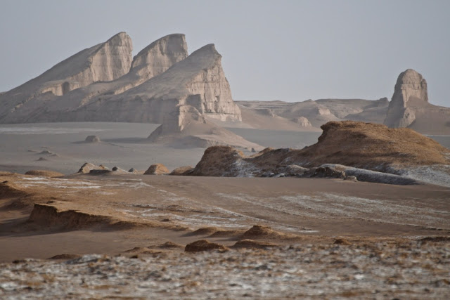 Iran, Perzië, soukh, bazaar, hammam, Kerman, Rayen, citadel Rayen, berg Haraz , handelsroute tussen Bam en Kerman, Perzische tuin, Shahzadeh (tuin van de prins),  Unesco Werelderfgoed, Mahan City, Shafi Abad, qanats, qanats Shafi Abad, Lut woestijn, Lut desert, Tetis Zee, Kerman, Perzische tapijten, shisha, Ganjaliplein Kerman, badhuis Hamam-e-Ganjali Khan, Cheshmehhammam in Kerman, troglodietendorp Meymad Iran, reizen Joker