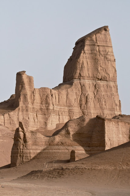 Iran, Perzië, soukh, bazaar, hammam, Kerman, Rayen, citadel Rayen, berg Haraz , handelsroute tussen Bam en Kerman, Perzische tuin, Shahzadeh (tuin van de prins),  Unesco Werelderfgoed, Mahan City, Shafi Abad, qanats, qanats Shafi Abad, Lut woestijn, Lut desert, Tetis Zee, Kerman, Perzische tapijten, shisha, Ganjaliplein Kerman, badhuis Hamam-e-Ganjali Khan, Cheshmehhammam in Kerman, troglodietendorp Meymad Iran, reizen Joker