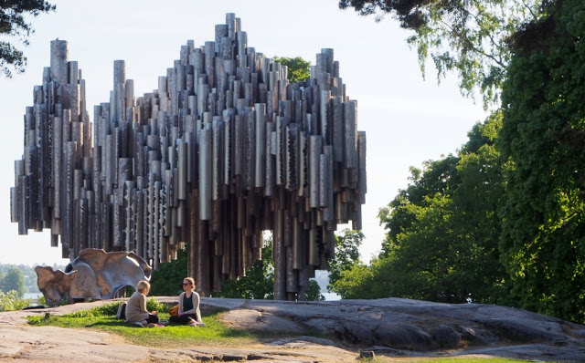 Seurasaari, Passio Musicae, Töölö district, Eila Hultinen, Cafe Regatta Helsinki, Sibelius, Maarschalk Ehrensvärd, Susisaari, Vesikko, Kustaanmiekka, Suomenlinna, Iso Mustasaari, Vallisaari, Sveaborg, Finland, Kanavaranta, Katajanokka, Pohjoissatama, Baltic Sea, Baltische  Zee, Restaurant Shelter, Degerökanaal,  Villinki, Vartiosaari, Kulosaari, Korkeasaari, Wihuri building, Ullanlinna district, Beautiful Canal Route, Luoto, Valkosaari, Oespenski kathedraal, Havis Amanda, Ville Vallgren, Helsinki, Helsingfors