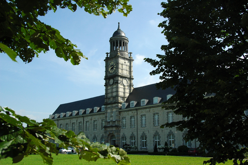 Sint Bernardusabdij, Cisterciënzer monniken, zomerbar,Hemiksem, Rupelstreek, Baksteenroute