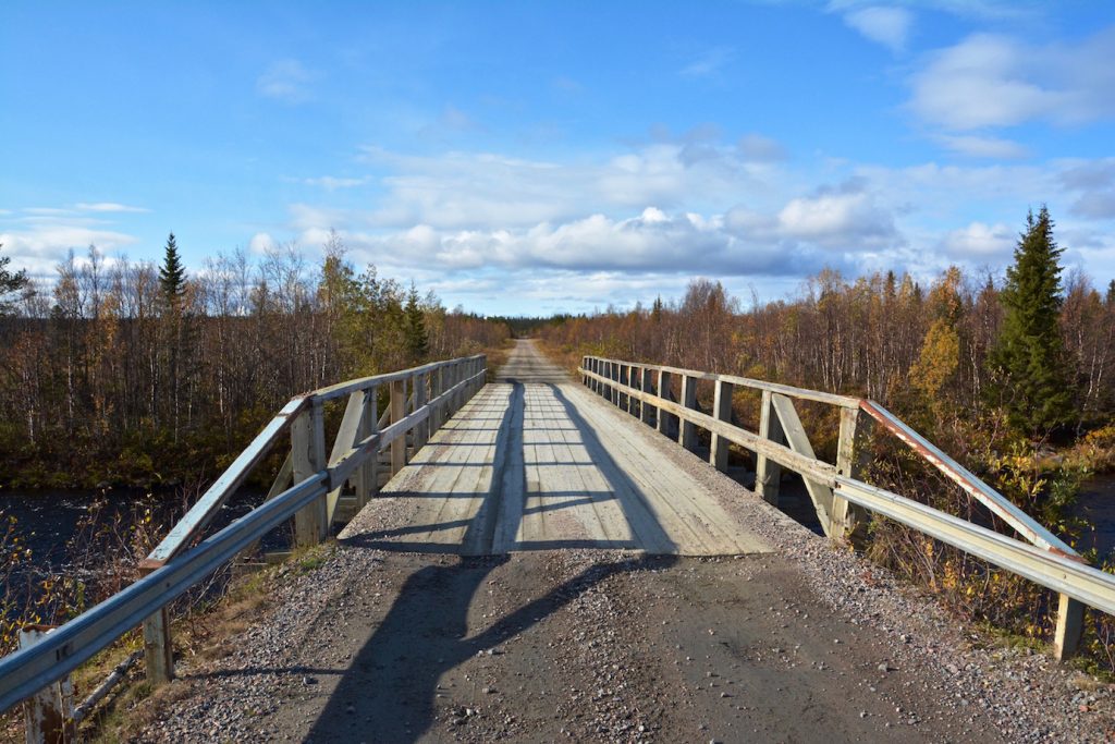 bridge, brug, Pessinki Fjällurskog natuurreservaat, Lapland, Zweden