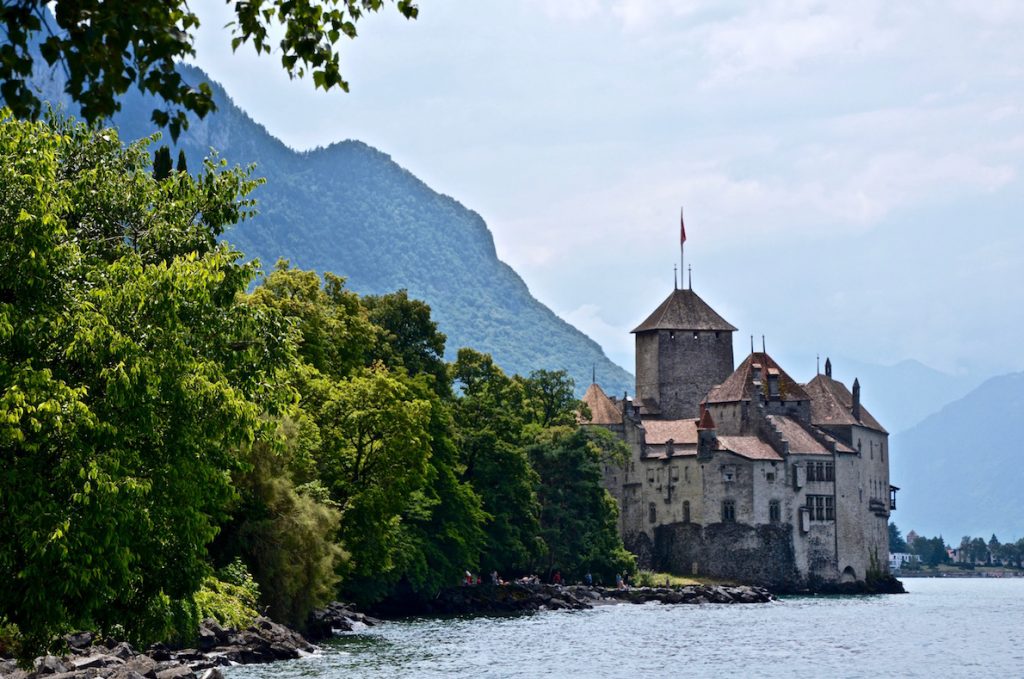 Chateau de Chillon, Chillonkasteel, Romaanse burcht, Villeneuve-Montreux, meer van Genève, Veytaux, Vaud, museum, The Little Mermaid castle, Zwitserland, mooiste kastelen