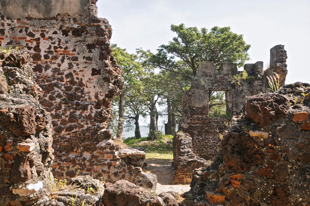 Former slave quarters, Kunt Kinteh Island, ruins, Gambia river, The Gambia, Africa