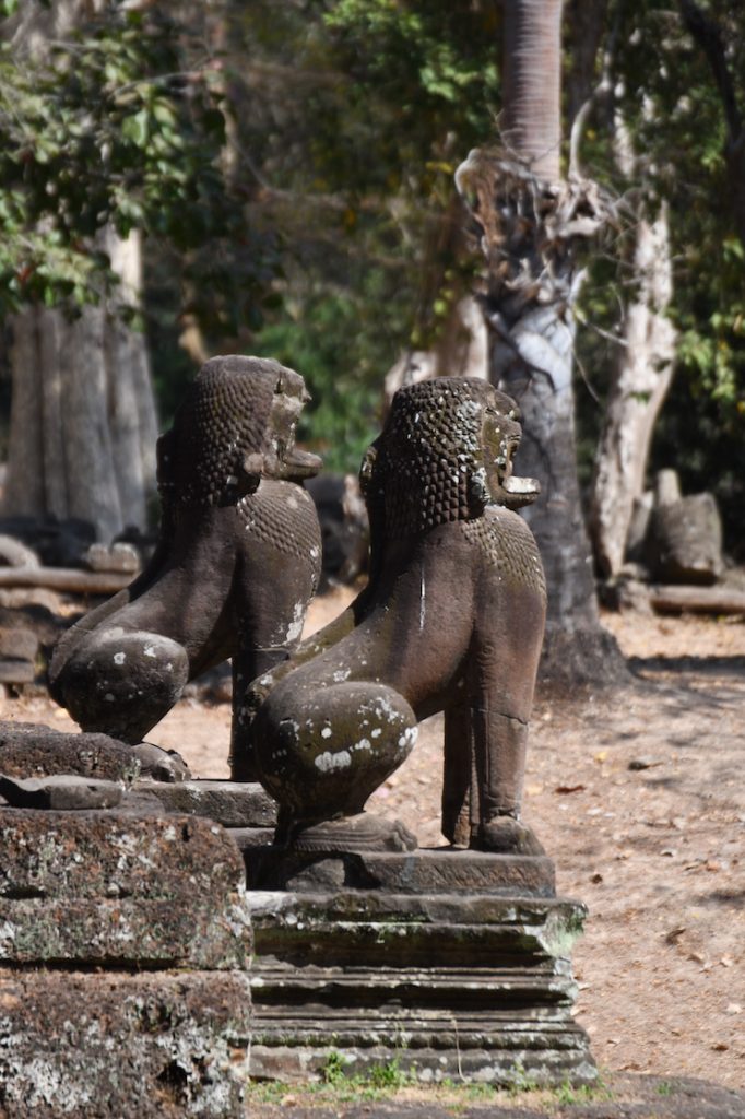 Phimeanakas, Hindoetempel, 10de eeuw, Khleang stijl, vernielde beelden, Khmer Rouge, Khmerarchitectuur, Angkor Thom